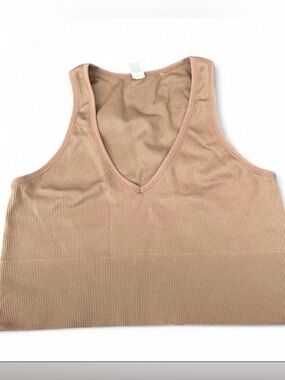 90 Degree By Reflex Ribbed V-Neck Crop Tank Top in Tan
